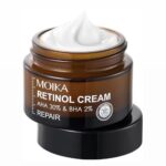 کرم جوانساز رتینول مویکا