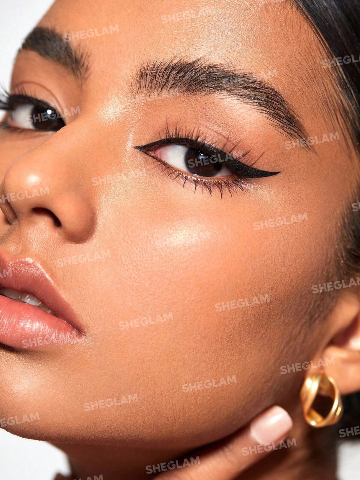 خط چشم 2 سر باریک و پهن مشکی شیگلم sheglam Multi-Tasker Line & Detail Eyeliner