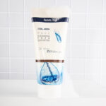 فوم شستشو کلاژن و هیالورانیک فارم استی FARMSTAY COLLAGEN PURE CLEANSING FOAM - Image 2