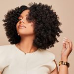 موس حالت‌دهنده و آبرسان کرلی آفریکن پراید رز و روغن آرگان African Pride Moisture Miracle Rose Water & Argan Oil Curl Mousse - Image 6